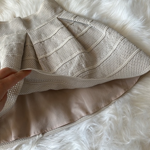 Beige Pleated Textured Mini - Picture 5 of 7